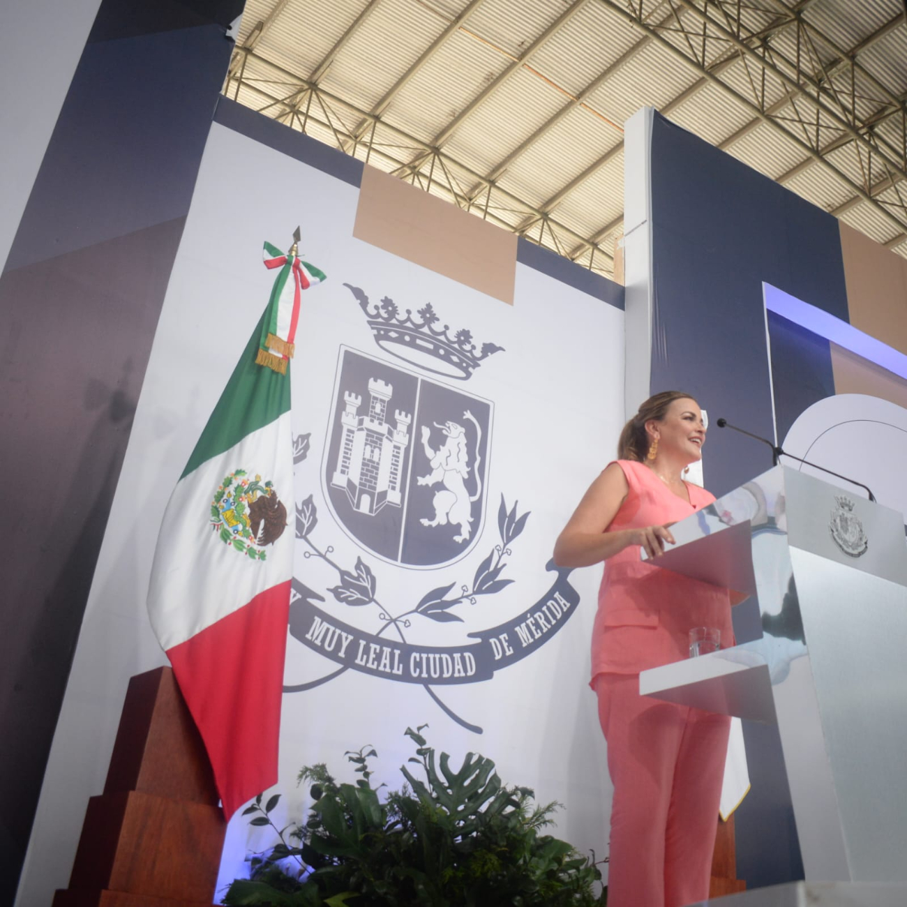 Así fue como Cecilia Patrón tomó protesta como alcaldesa de Mérida, Yucatán Así fue como Cecilia Patrón tomó protesta como alcaldesa de Mérida, Yucatán