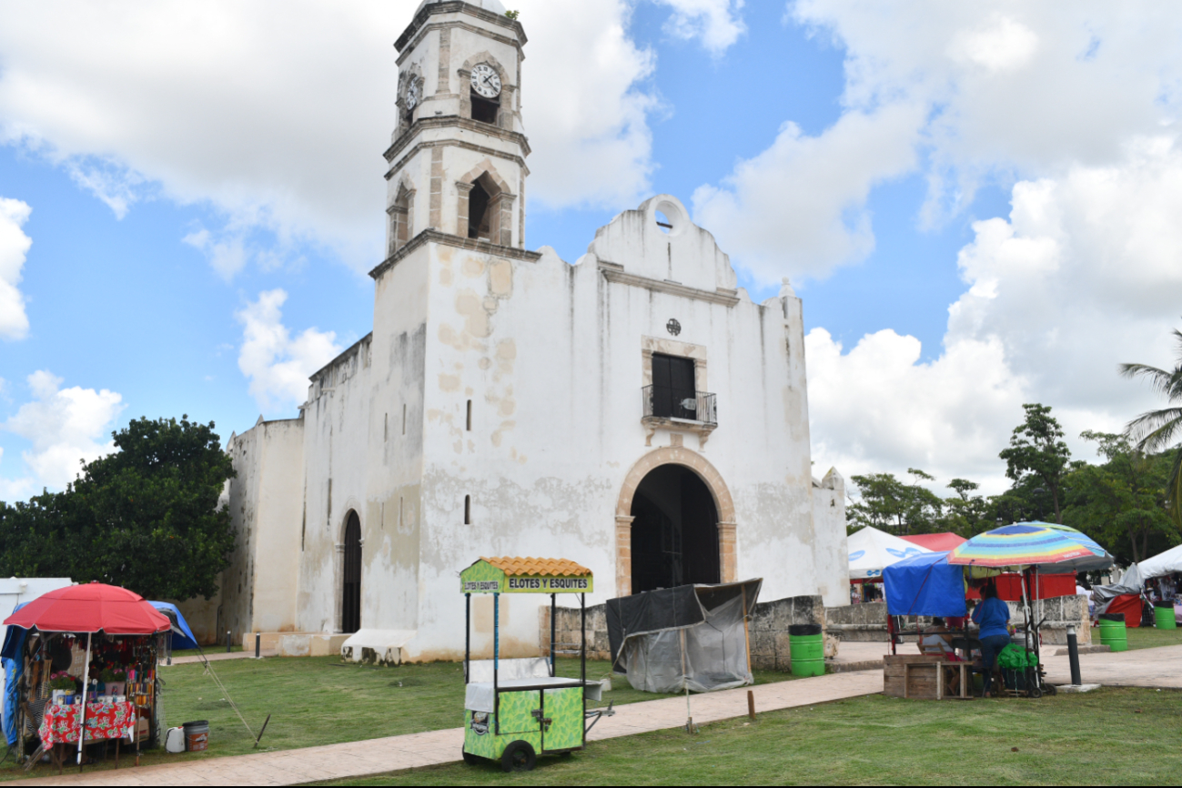 El Obispo de Campeche, José Francisco González González, encabezó las eucaristías de toma de posesión. El Obispo de Campeche, José Francisco González González, encabezó las eucaristías de toma de posesión.