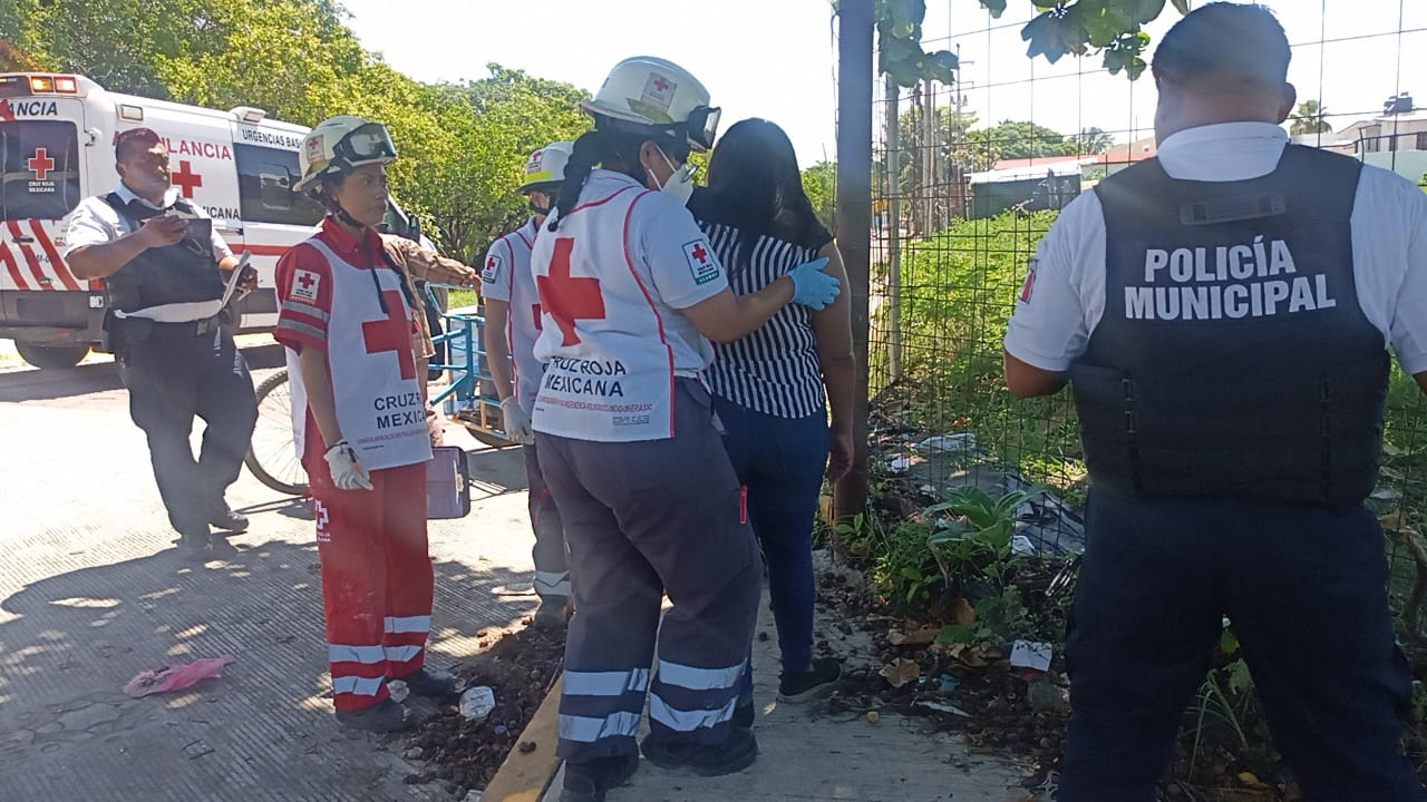 Reporte de una mujer tirada debajo de un puente en Ciudad del Carmen / Especial Reporte de una mujer tirada debajo de un puente en Ciudad del Carmen / Especial