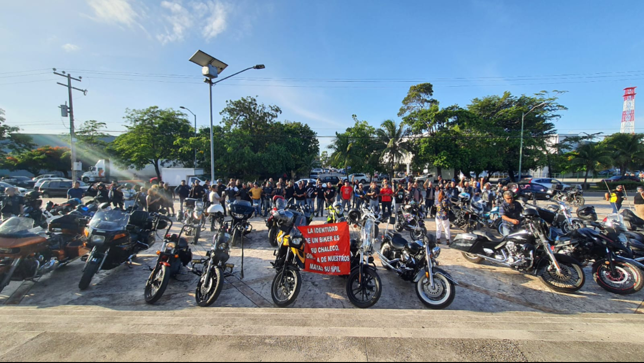 Bikers se unieron contra la Ley Chaleco en Cancún Bikers se unieron contra la Ley Chaleco en Cancún