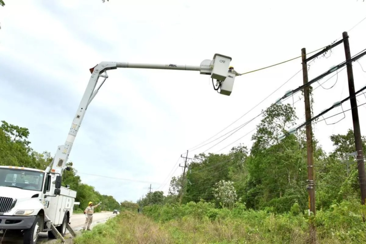 CFE ‘se lava las manos’ por los apagones en la zona rural de Chetumal