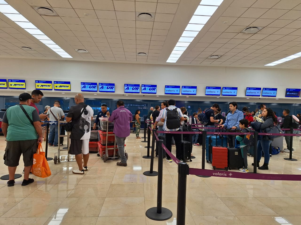 Aeropuerto de Mérida inicia la semana con nueve vuelos atrasados
