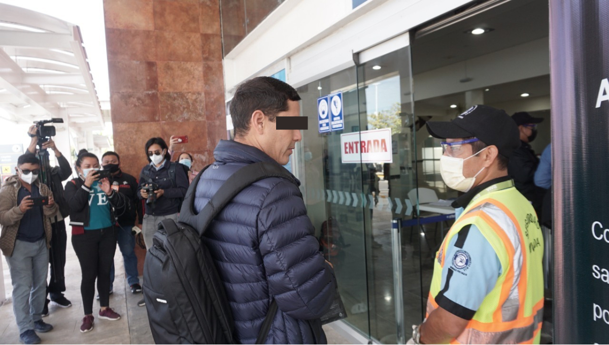Eliseo F.M, prófugo desde 2022, usó la firma falsificada para justificar un crédito de 40 millones de pesos. Eliseo F.M, prófugo desde 2022, usó la firma falsificada para justificar un crédito de 40 millones de pesos.
