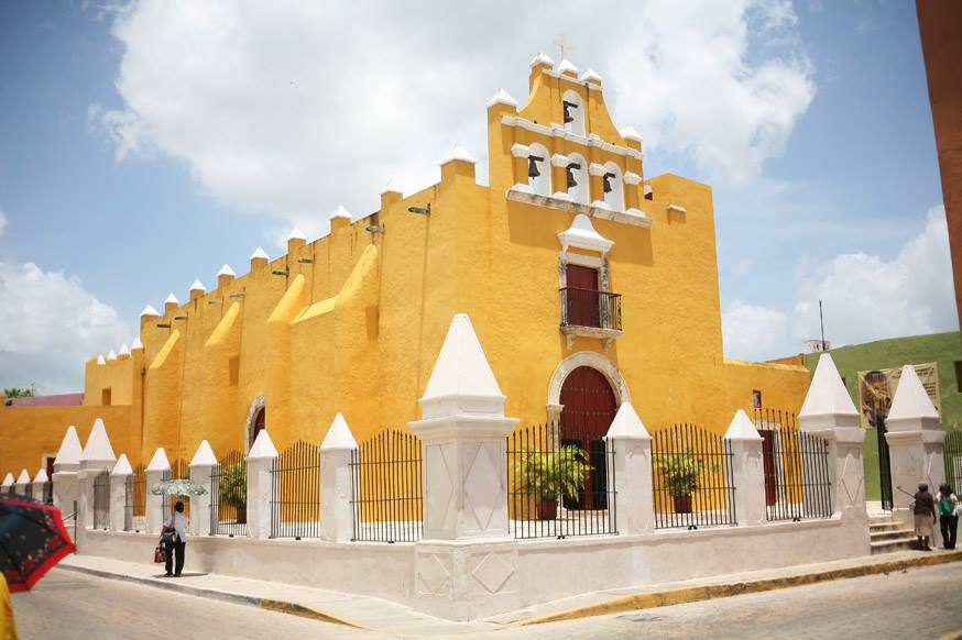 La Iglesia del Dulce Nombre de Jesús, establecida en el siglo XVII, es conocida por su belleza y atmósfera tranquila. La Iglesia del Dulce Nombre de Jesús, establecida en el siglo XVII, es conocida por su belleza y atmósfera tranquila.