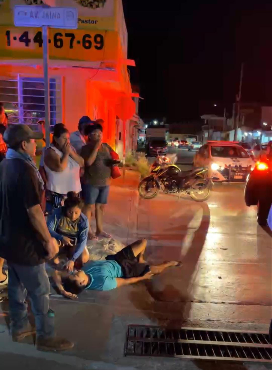 Agentes de seguridad auxiliaron al motociclista herido Agentes de seguridad auxiliaron al motociclista herido