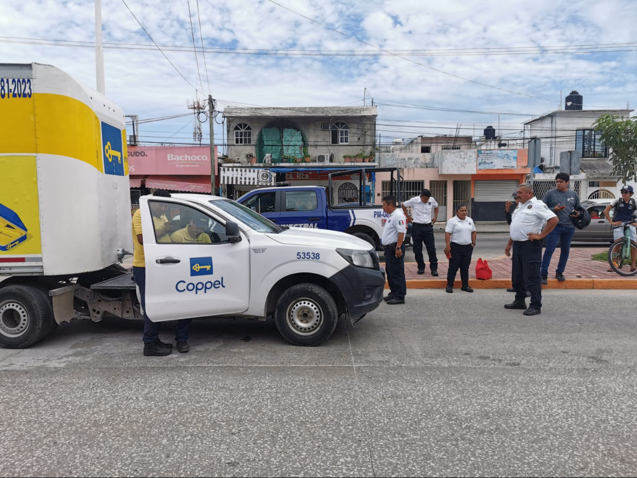La unidad fue llevada al corralón municipal La unidad fue llevada al corralón municipal