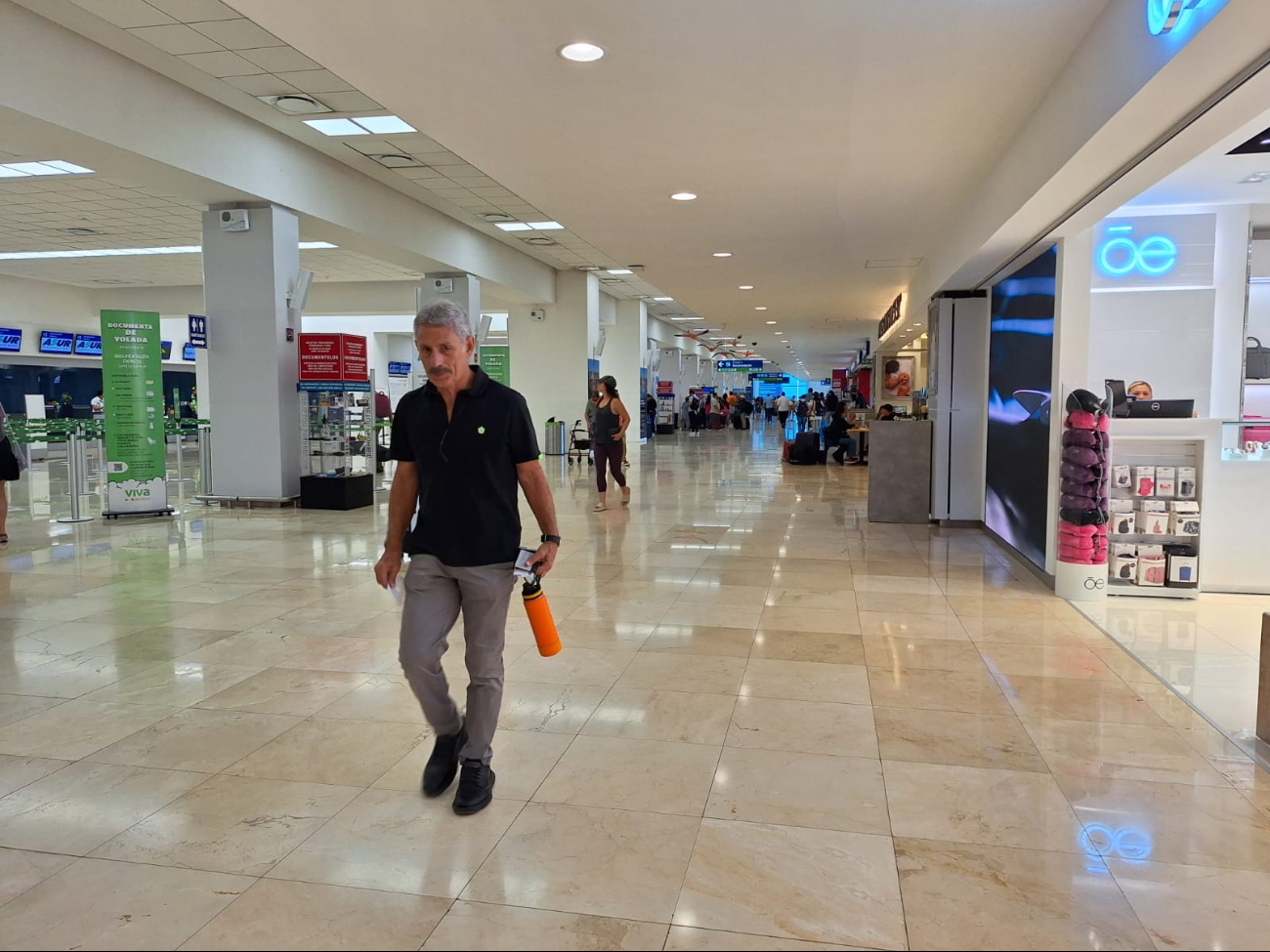 Los vuelos registraron retrasos mínimos hasta de 18 minutos Los vuelos registraron retrasos mínimos hasta de 18 minutos