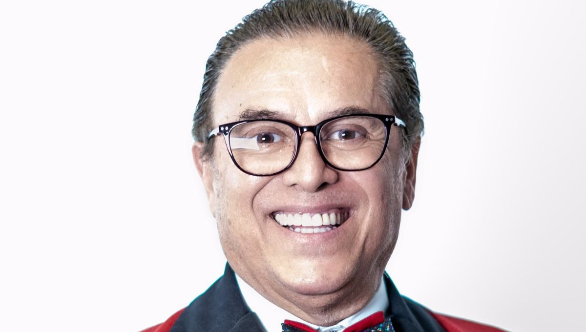 ¿Mario Bezares fue el único que abrazó y felicitó a Gomoita? ¿Mario Bezares fue el único que abrazó y felicitó a Gomoita?
