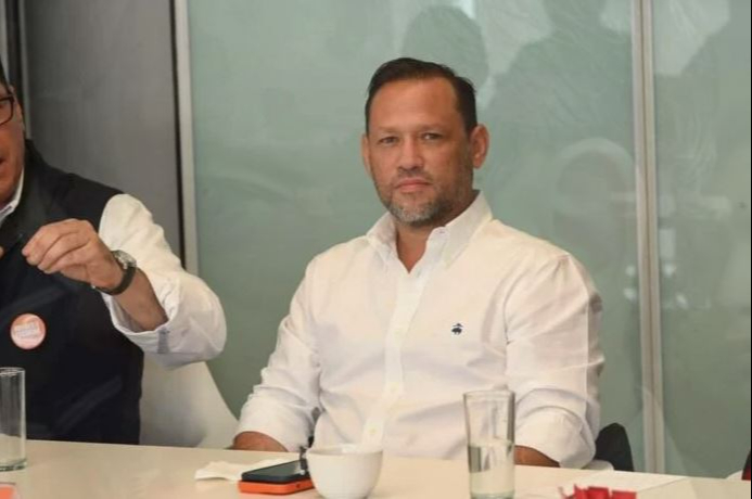 Movimiento Ciudadano desmiente que el senador Daniel Barreda Pavón se haya pasado al PVEM Movimiento Ciudadano desmiente que el senador Daniel Barreda Pavón se haya pasado al PVEM
