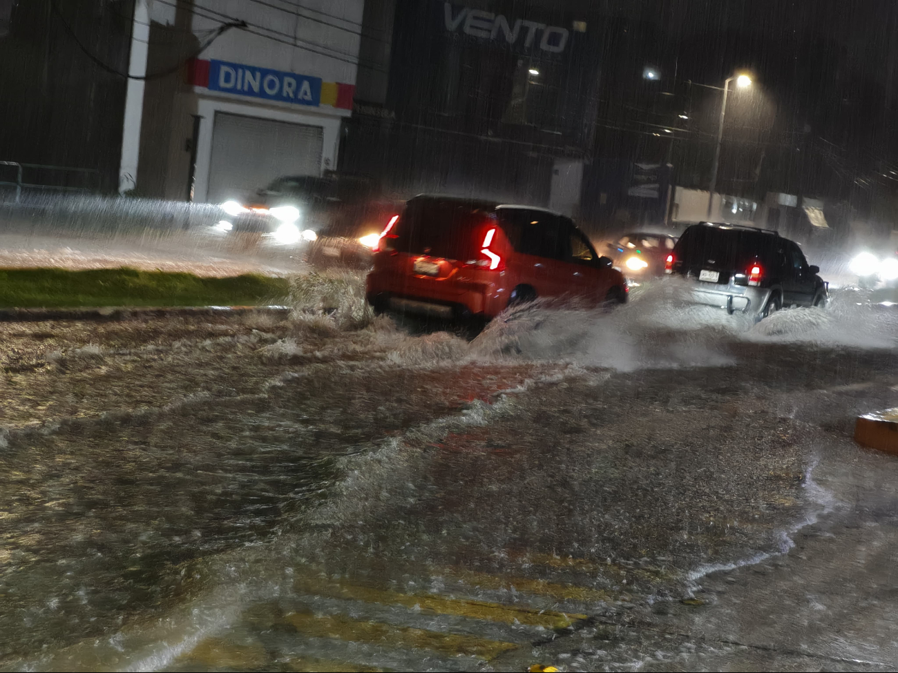 La tarde de ayer se registró una fuerte lluvia La tarde de ayer se registró una fuerte lluvia