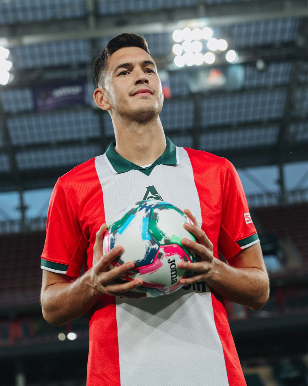 El cachorro fue presentado este jueves