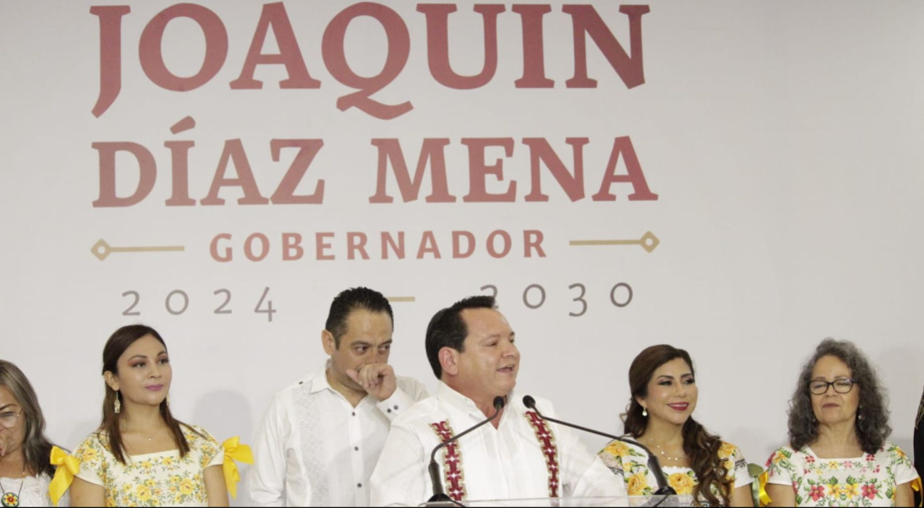 Ellos son los integrantes del gabinete de Joaquín Díaz Mena en Yucatán. Ellos son los integrantes del gabinete de Joaquín Díaz Mena en Yucatán.