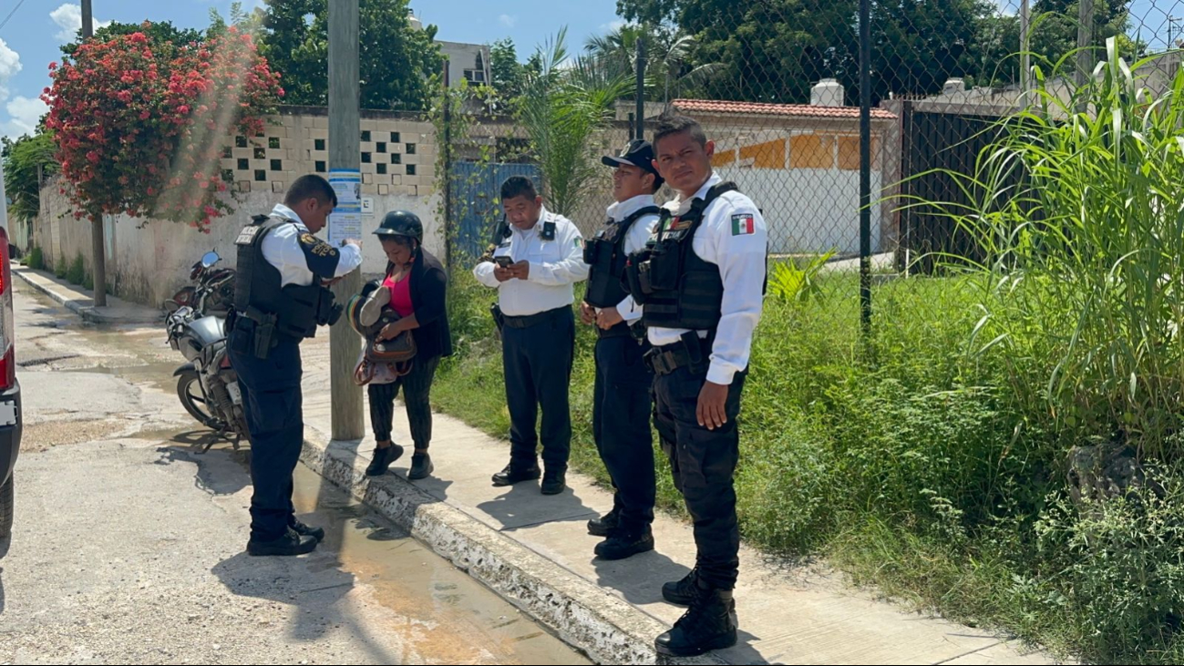 Mujer sufre fractura en accidente vial Mujer sufre fractura en accidente vial