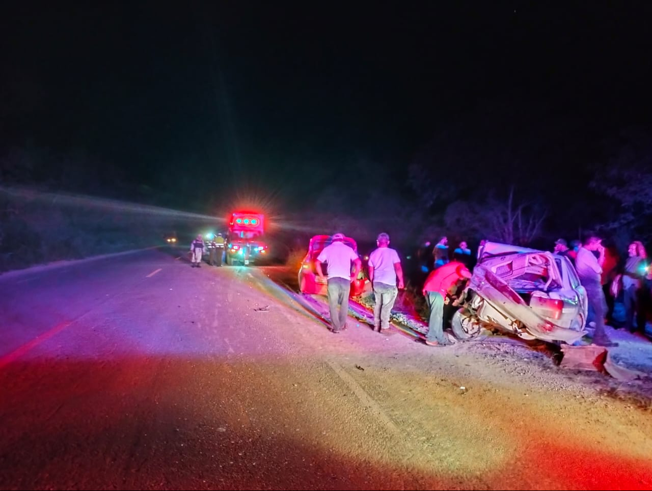 Carambola en la carretera Escárcega-Xpujil  deja un lesionado