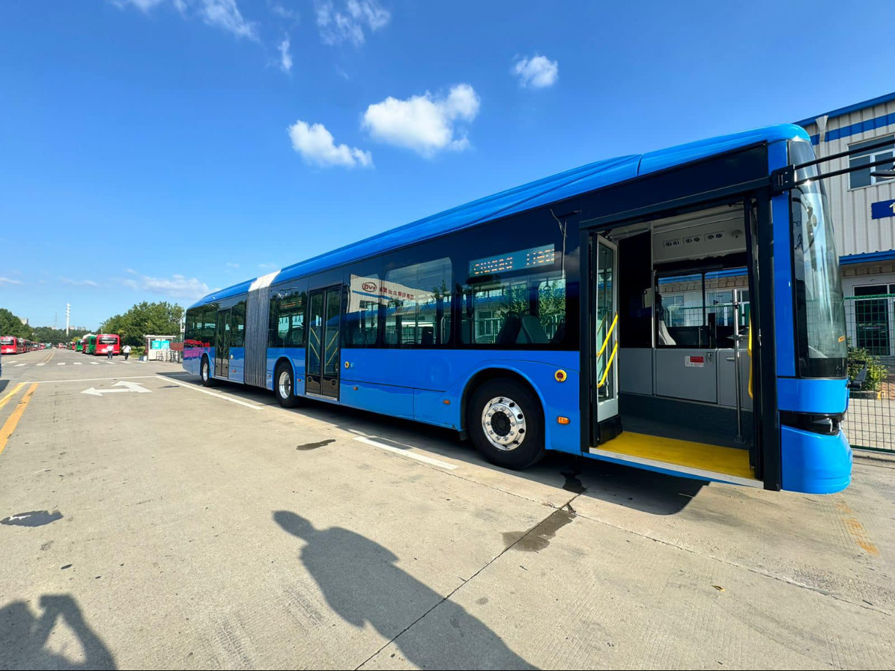 Serán 4 autobuses articulados, eléctricos y con capacidad para 140 personas para la Ruta Periférico de Mérida Serán 4 autobuses articulados, eléctricos y con capacidad para 140 personas para la Ruta Periférico de Mérida