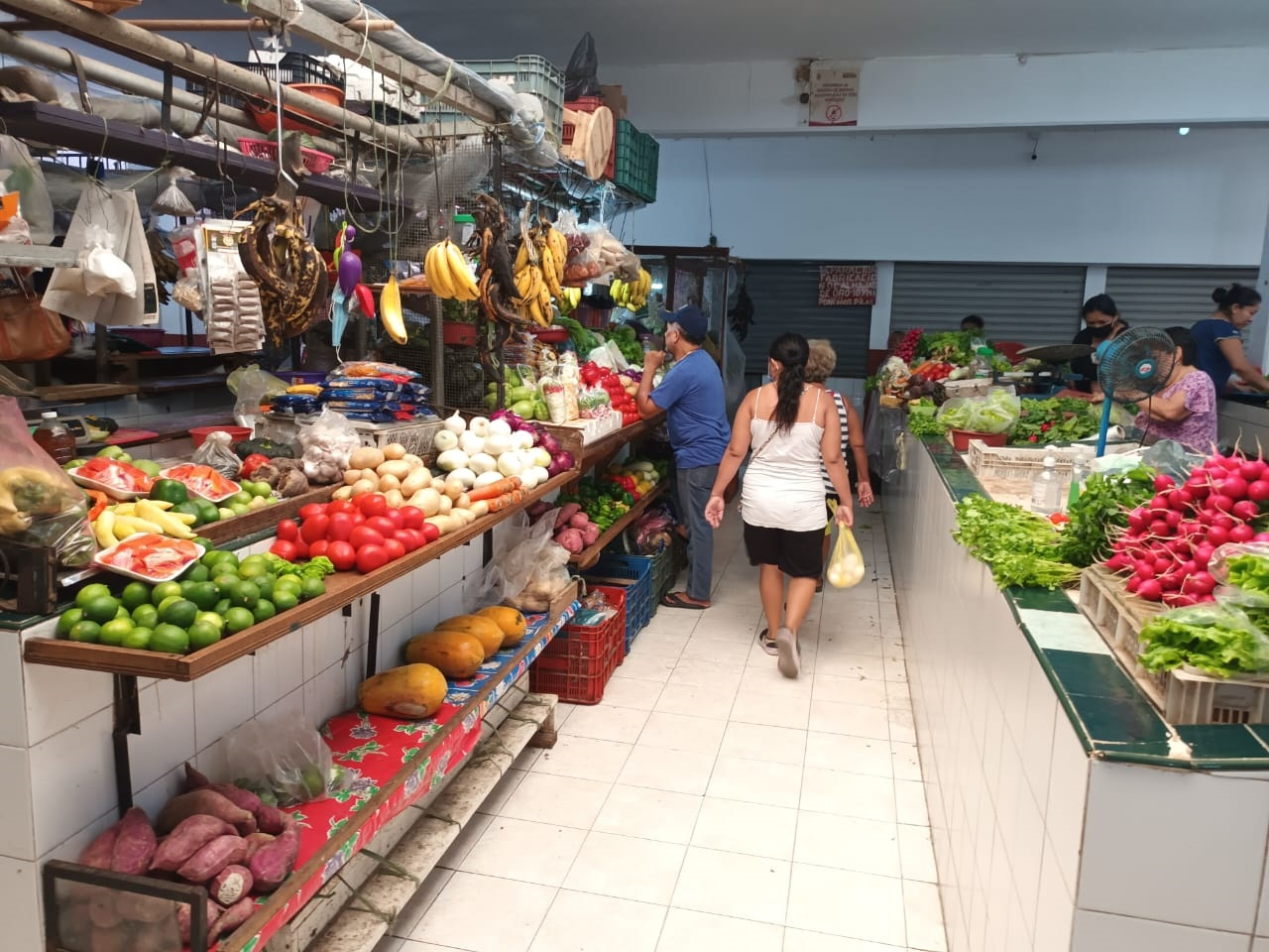 Algunas familias consideran comer otros platillos, como las carnitas asadas o el guiso al pastor Algunas familias consideran comer otros platillos, como las carnitas asadas o el guiso al pastor