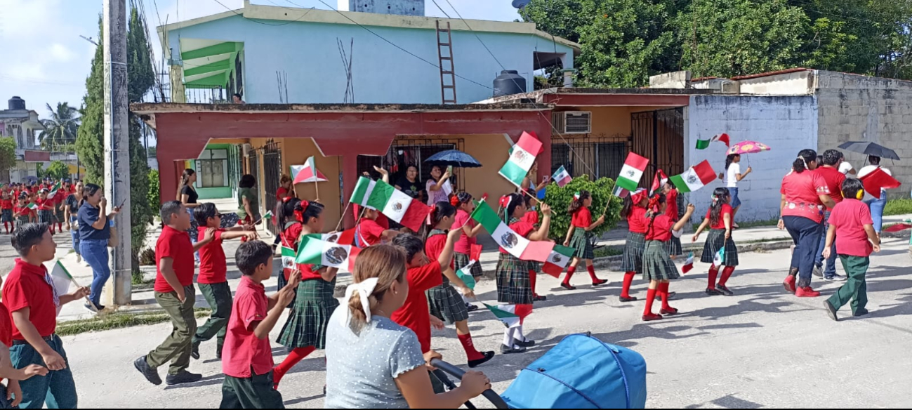 Celebran anticipadamente el 214° aniversario de la Independencia de México Celebran anticipadamente el 214° aniversario de la Independencia de México
