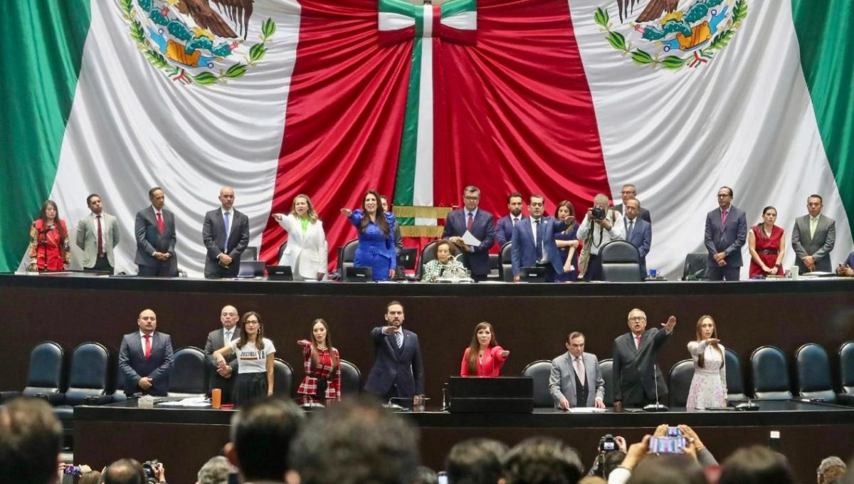 Diputados toman protesta en la LVXI Legislatura en México Diputados toman protesta en la LVXI Legislatura en México