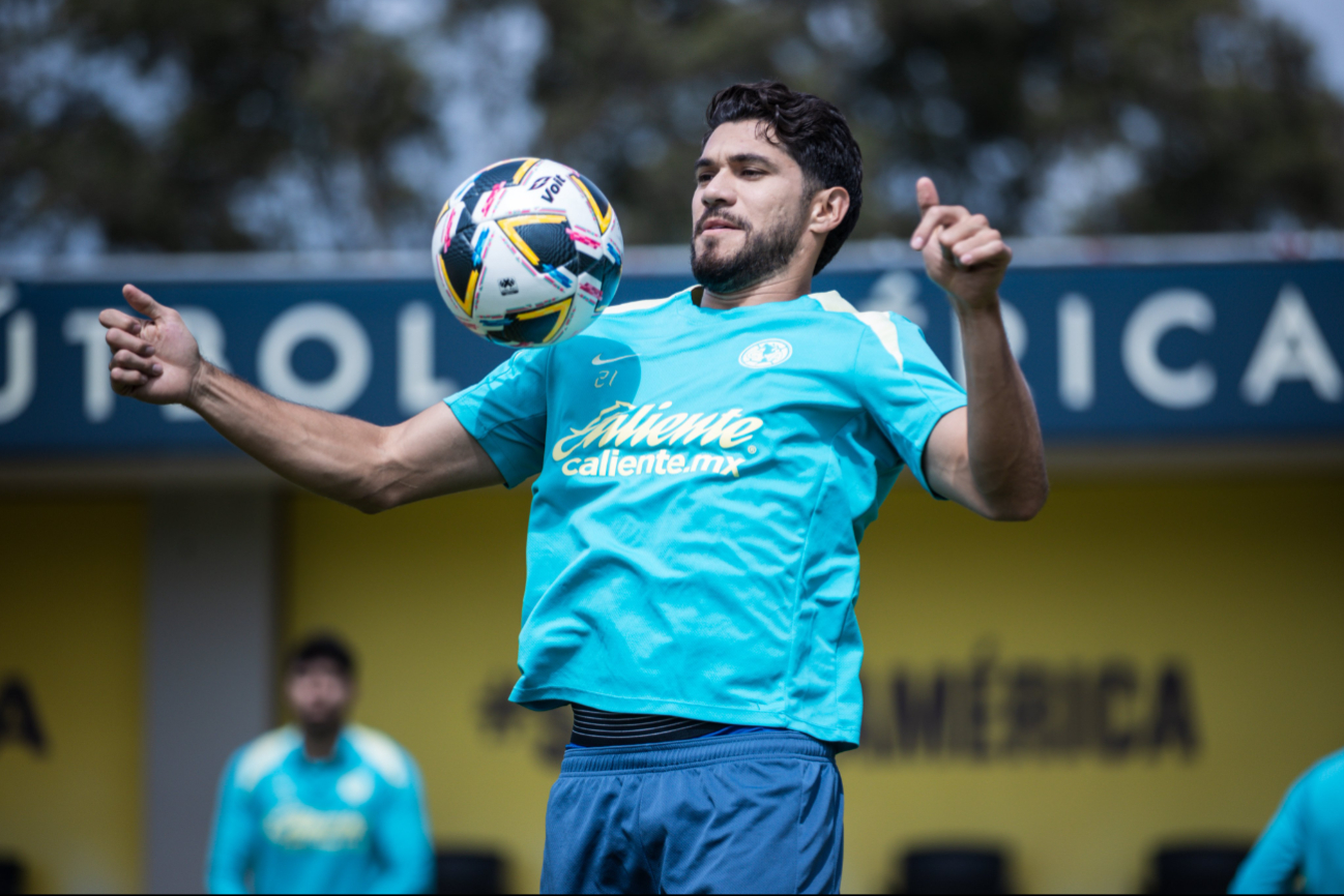 Antonio Carlos Santos cuestiona el liderazgo de Henry Martín en el América