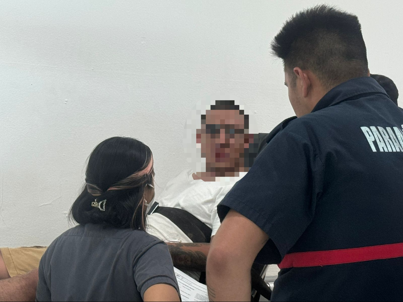 El hombre herido fue trasladado de emergencia al hospital en Cancún El hombre herido fue trasladado de emergencia al hospital en Cancún