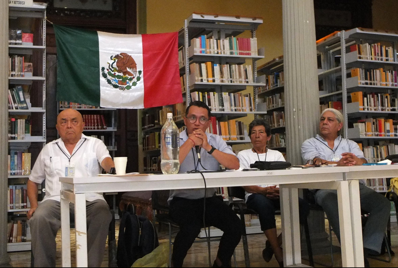 Comunidades de Yucatán exhiben la contaminación causada por las granjas porcícolas de Kekén