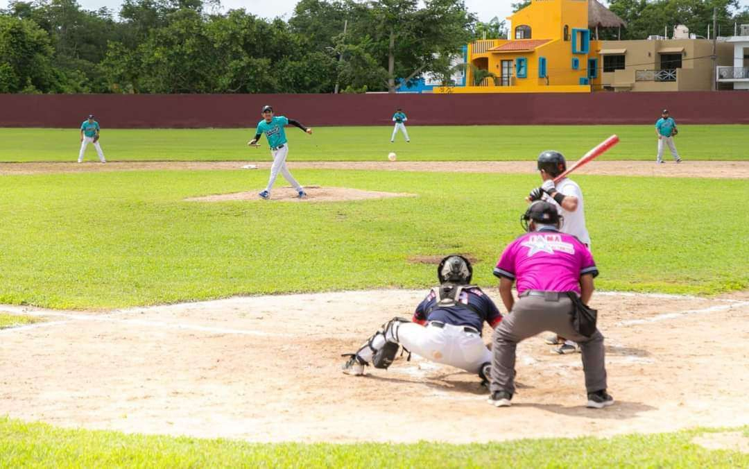 'Naranjeros' triunfan en la Liga Municipal de Béisbol de Cozumel 