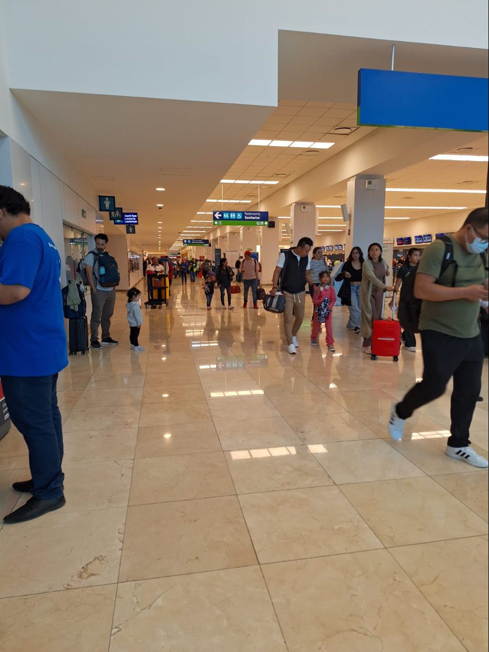 Nueve vuelos más están previstos para salir entre las 07:54 y las 13:30 horas Nueve vuelos más están previstos para salir entre las 07:54 y las 13:30 horas