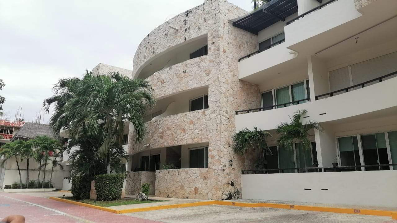 Pequeños hoteles de Playa del Carmen en crisis Pequeños hoteles de Playa del Carmen en crisis