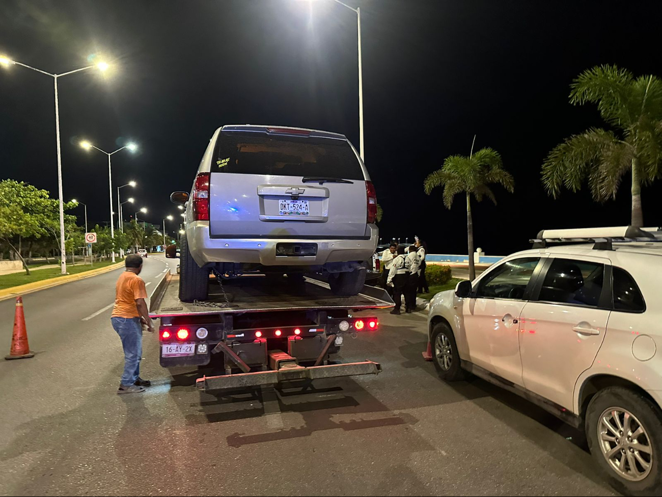 9 vehículos y dos motos fueron confiscados 9 vehículos y dos motos fueron confiscados
