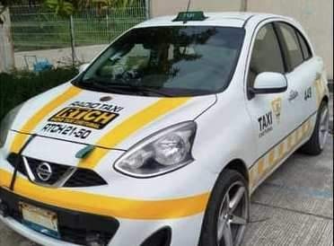 Abandonan taxi con tres personas sin vida en Chetumal Abandonan taxi con tres personas sin vida en Chetumal