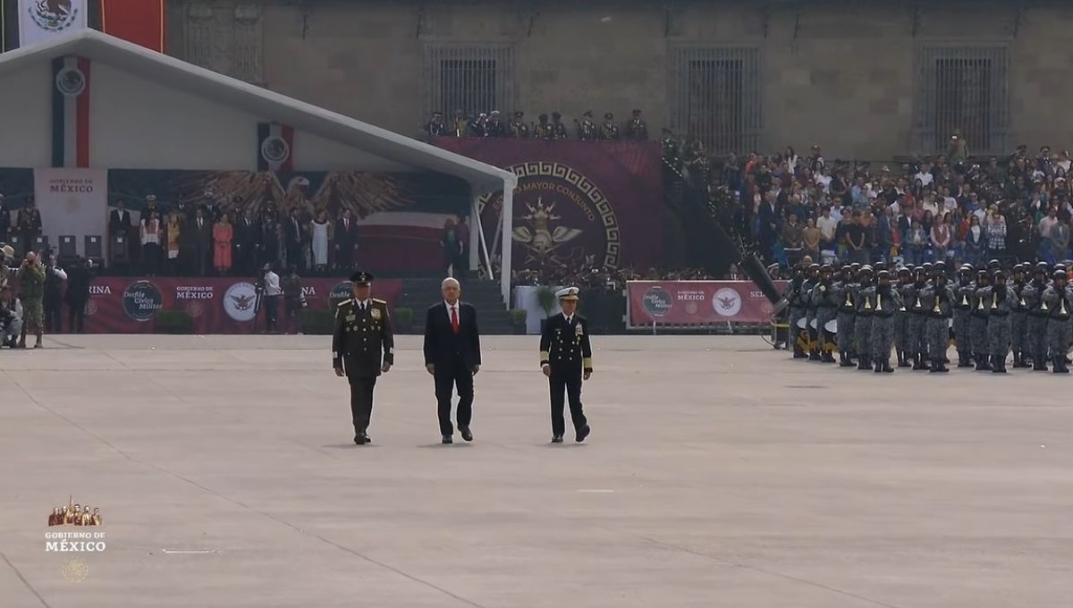El presidente Andrés Manuel López Obrador iniciará el Desfile del 16 de septiembre con el pase de revista a las Fuerzas Armadas El presidente Andrés Manuel López Obrador iniciará el Desfile del 16 de septiembre con el pase de revista a las Fuerzas Armadas