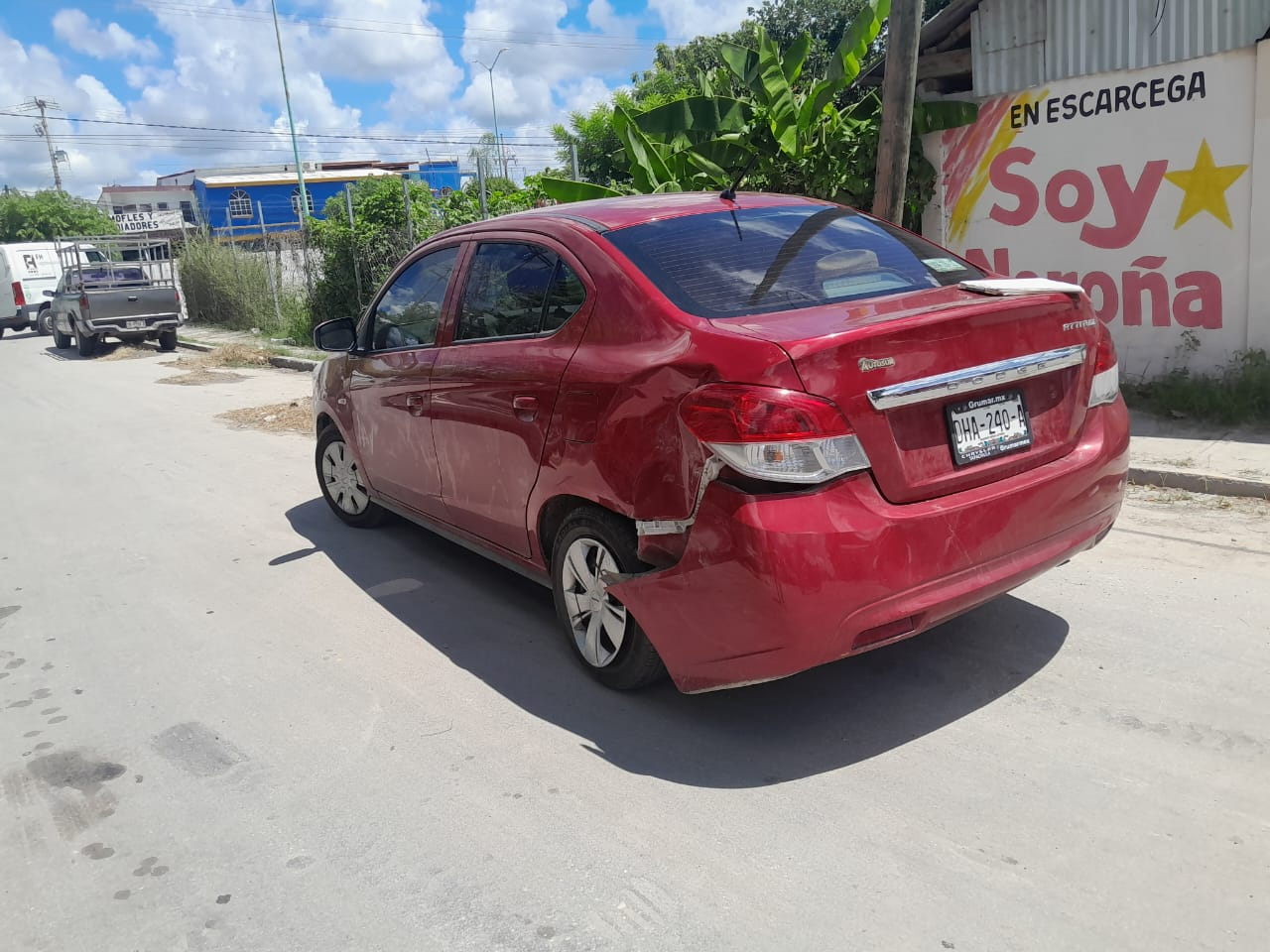 Estudiantes de bachillerato sufren accidente en motocicleta en Escárcega