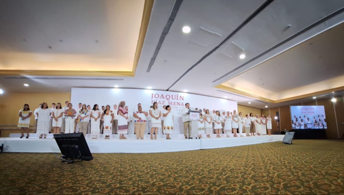 Huacho presenta a parte de su gabinete Huacho presenta a parte de su gabinete