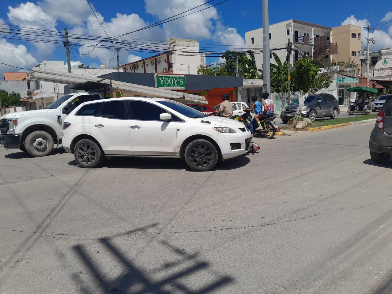 La mujer fue trasladada a una clínica médica en un vehículo particular La mujer fue trasladada a una clínica médica en un vehículo particular