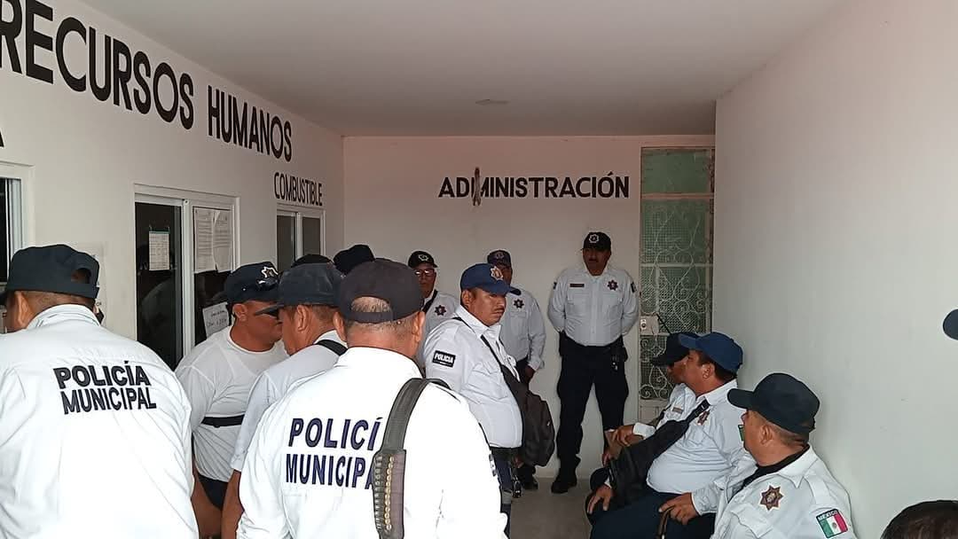 Policías denuncian irregularidad Policías denuncian irregularidad