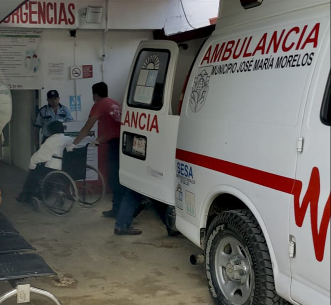 La moto y el coche de los involucrados fueron llevados al corralón La moto y el coche de los involucrados fueron llevados al corralón