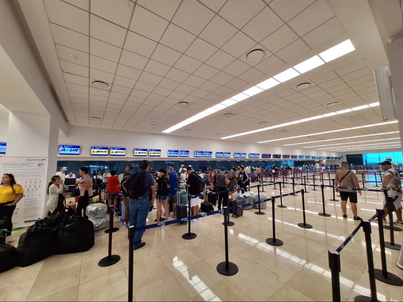 Al menos cuatro aerolíneas tuvieron retraso Al menos cuatro aerolíneas tuvieron retraso