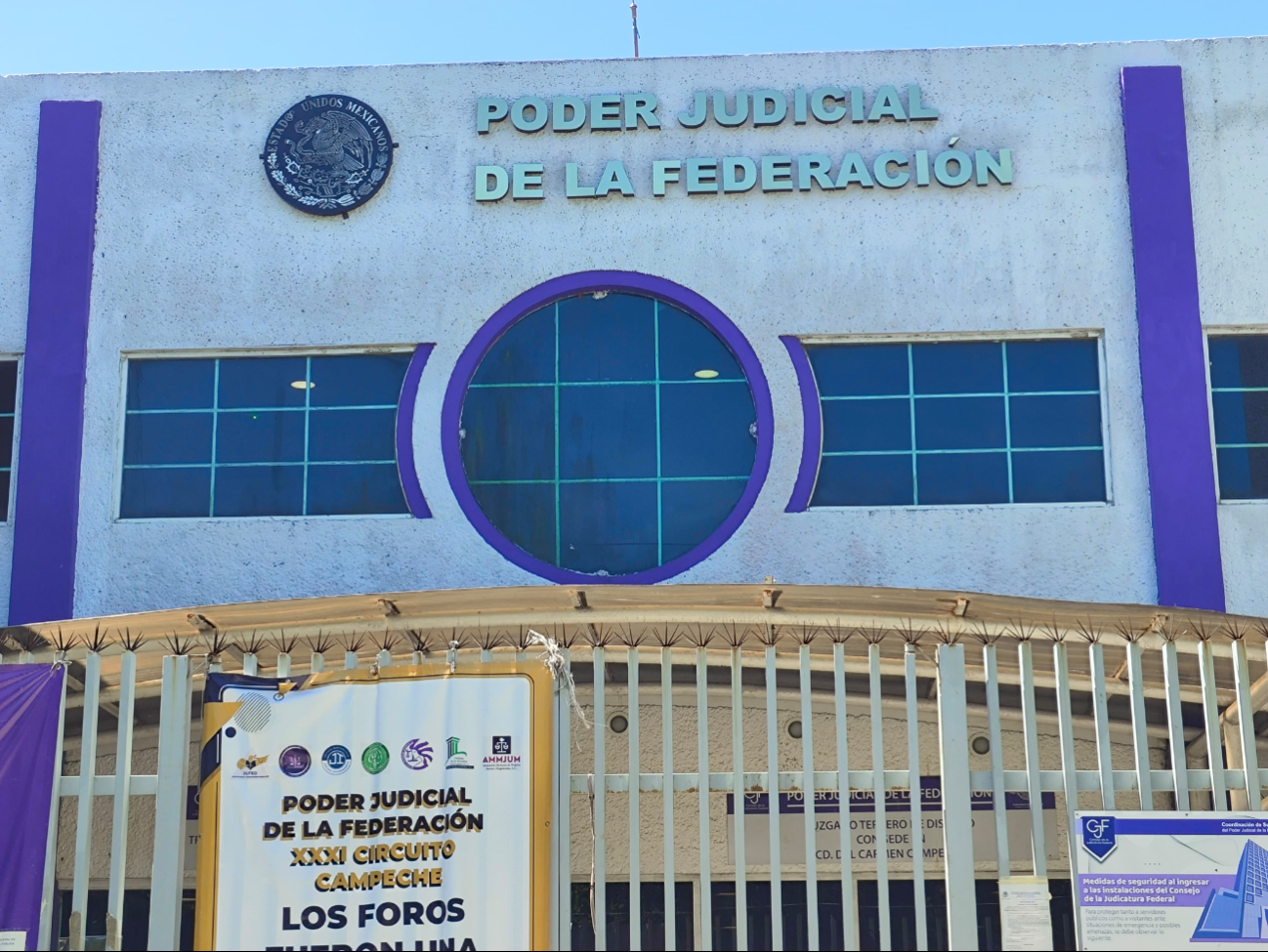 El paro indefinido en el Trigésimo Primer Circuito de Ciudad del Carmen cumple dos semanas. El paro indefinido en el Trigésimo Primer Circuito de Ciudad del Carmen cumple dos semanas.