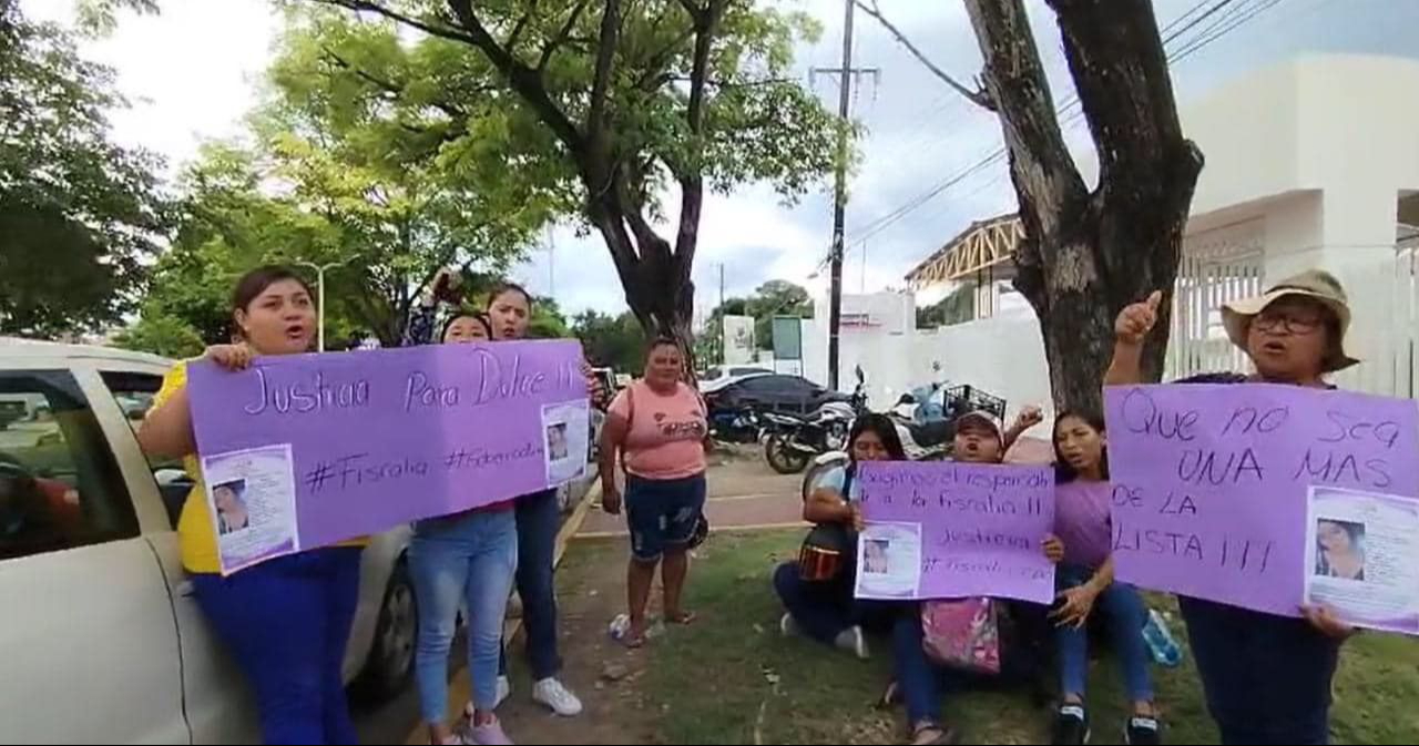 Integrantes del colectivo Frente Nacional Mujeres estuvo a cargo de la marcha Integrantes del colectivo Frente Nacional Mujeres estuvo a cargo de la marcha