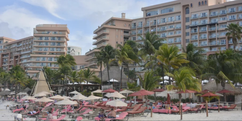 Turismo en Quintana Roo en 'números rojos'