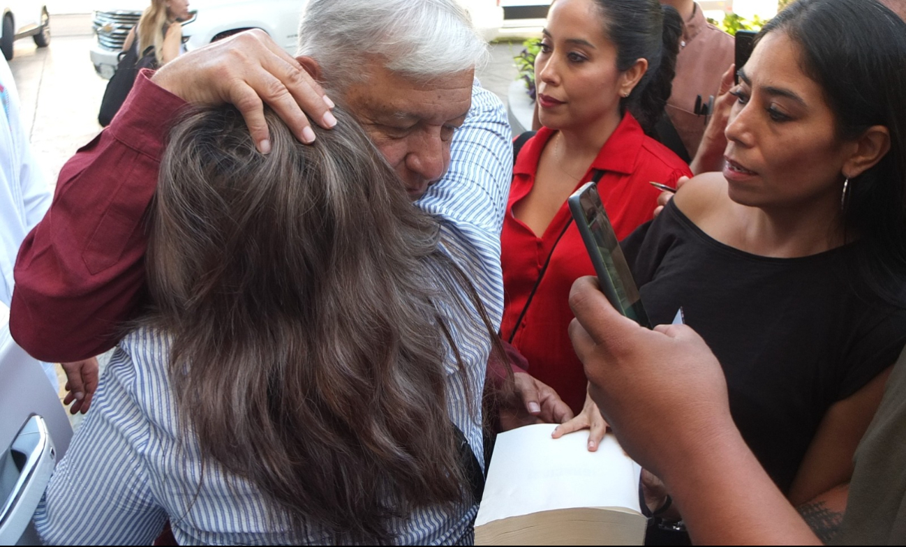 El primer mandatario se despide de los yucatecos El primer mandatario se despide de los yucatecos