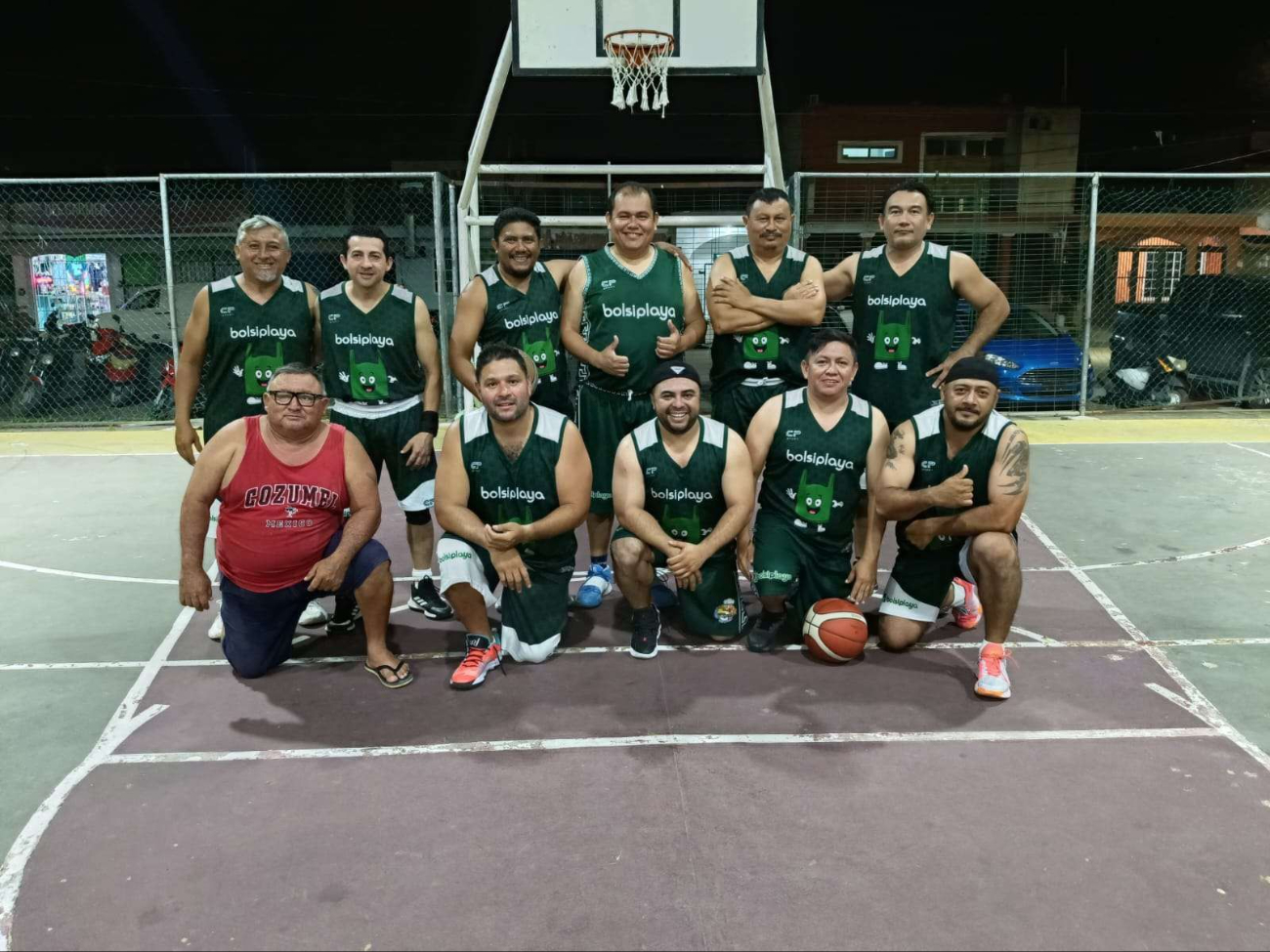 Bolsipaya deslumbra en la Liga Municipal de Básquetbol de Cozumel Bolsipaya deslumbra en la Liga Municipal de Básquetbol de Cozumel