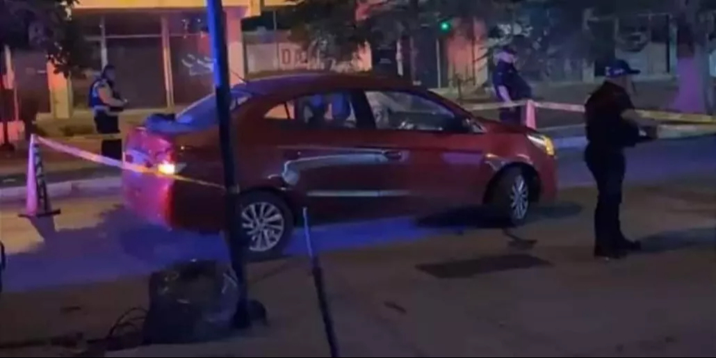 La ataque a balazos ocurrió a las puertas de un bar en una plaza comercial del Norte de Mérida La ataque a balazos ocurrió a las puertas de un bar en una plaza comercial del Norte de Mérida