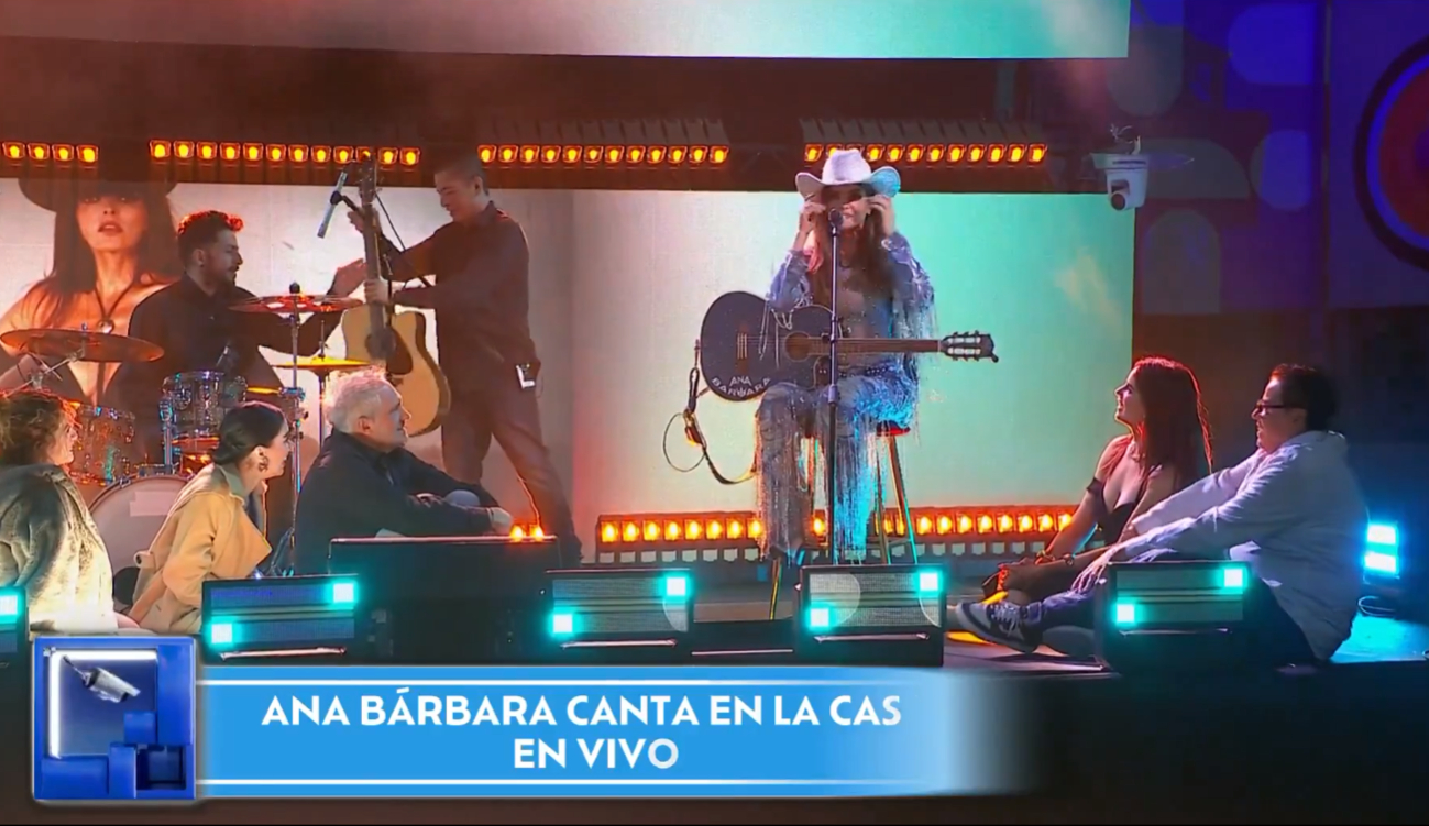 Ana Bárbara canta en La Casa de los Famosos