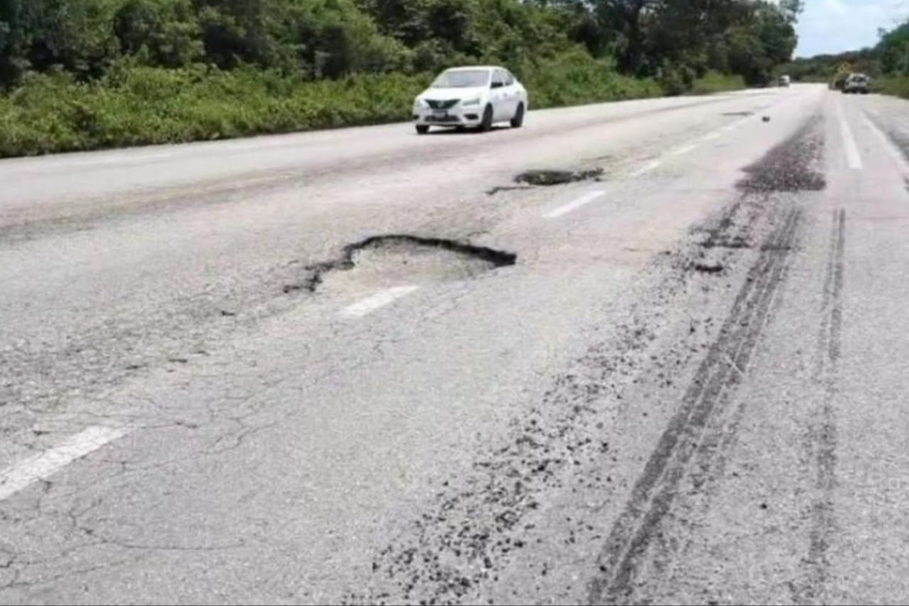 Urge que mejoren las vías de acceso a Mahahual Urge que mejoren las vías de acceso a Mahahual