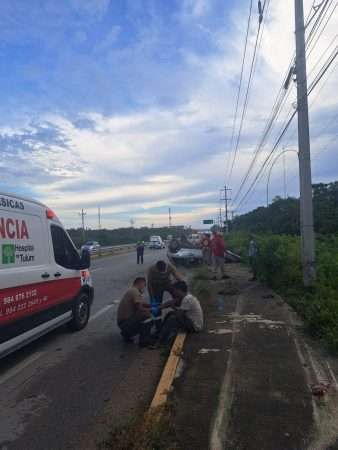 A pesar de la gravedad del accidente, los tres trabajadores sobrevivieron con heridas no graves A pesar de la gravedad del accidente, los tres trabajadores sobrevivieron con heridas no graves