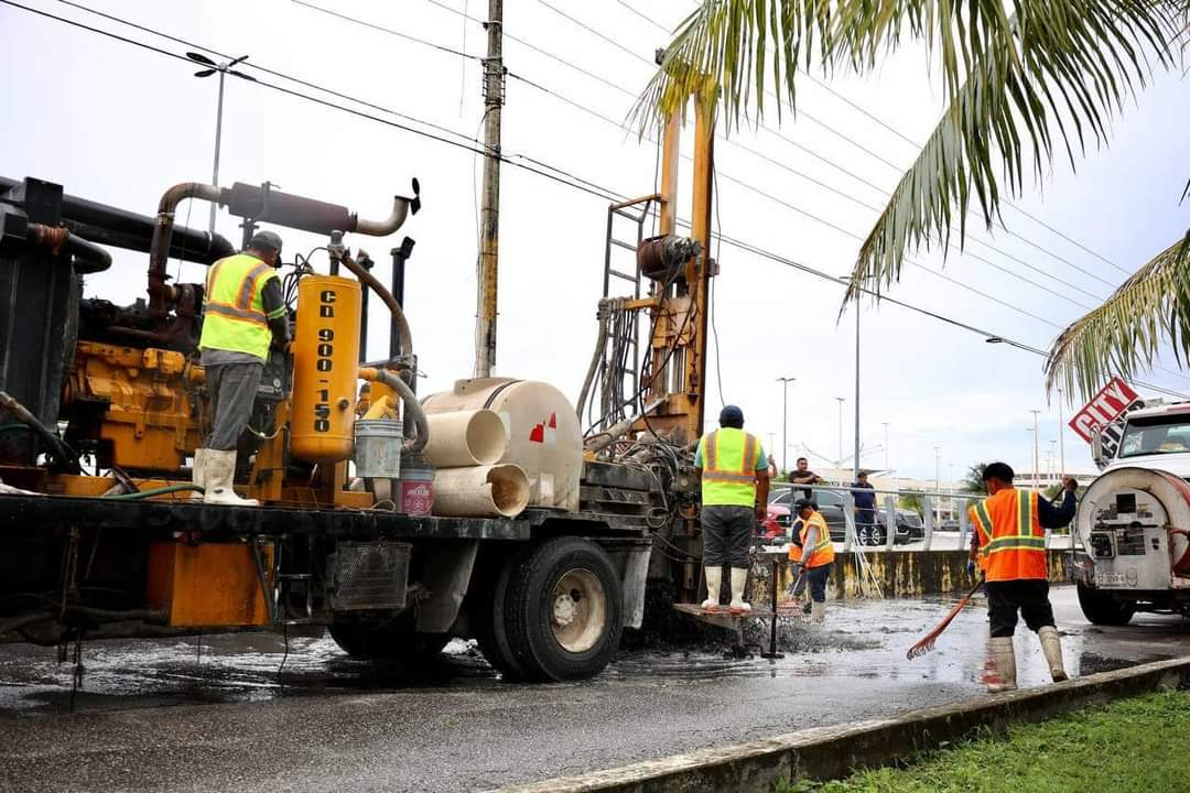 Autoridades realizaron labores en distintas avenidas de la ciudad Autoridades realizaron labores en distintas avenidas de la ciudad