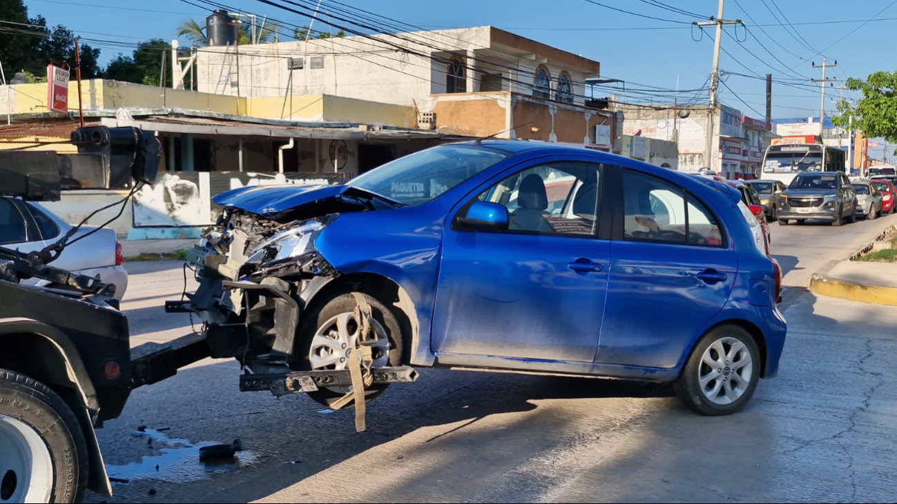 Hecho de tránsito deja daños de regular cuantía Hecho de tránsito deja daños de regular cuantía