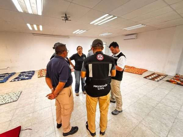 Habilitan refugio en Cozumel ante la llegada de "Helene"