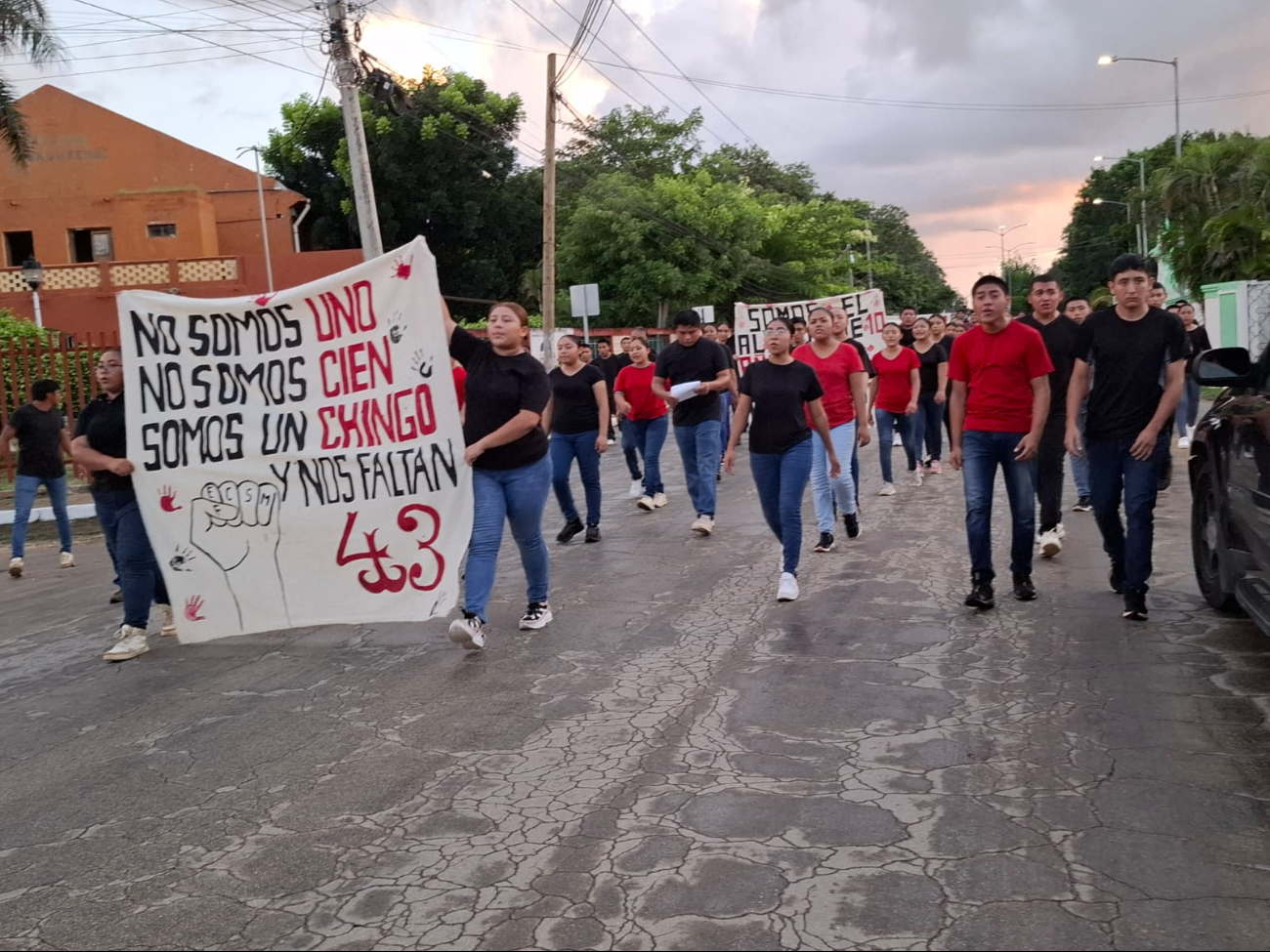 Denunciaron la represión del gobierno y exigieron justicia por sus compañeros desaparecidos Denunciaron la represión del gobierno y exigieron justicia por sus compañeros desaparecidos